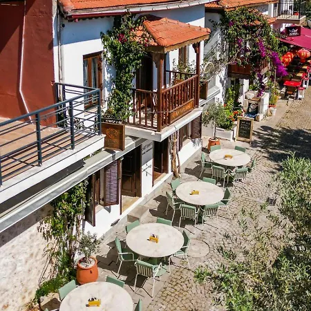 Hotel Old Town *